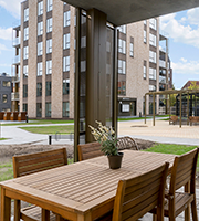 Terasseområde fra en af lejlighederne